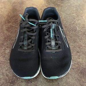 Altra Ego womens running shoes, size 6